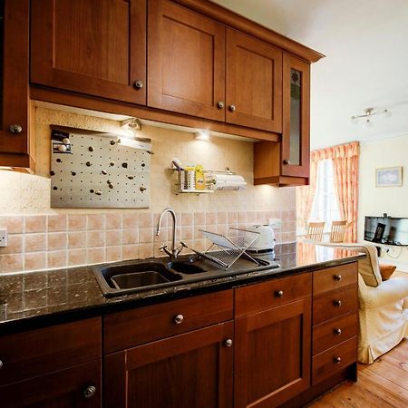 Guestready - Historic Edinburgh Old Town Apartment 외부 사진